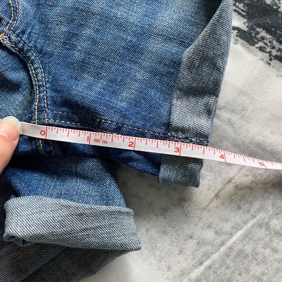 Hollister Low Rise Midi Short - Light Med Ripped - Picture 7 of 8